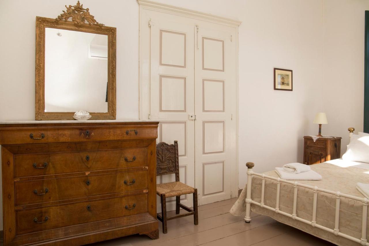 1861 Mansion Spetses Βίλα Εξωτερικό φωτογραφία