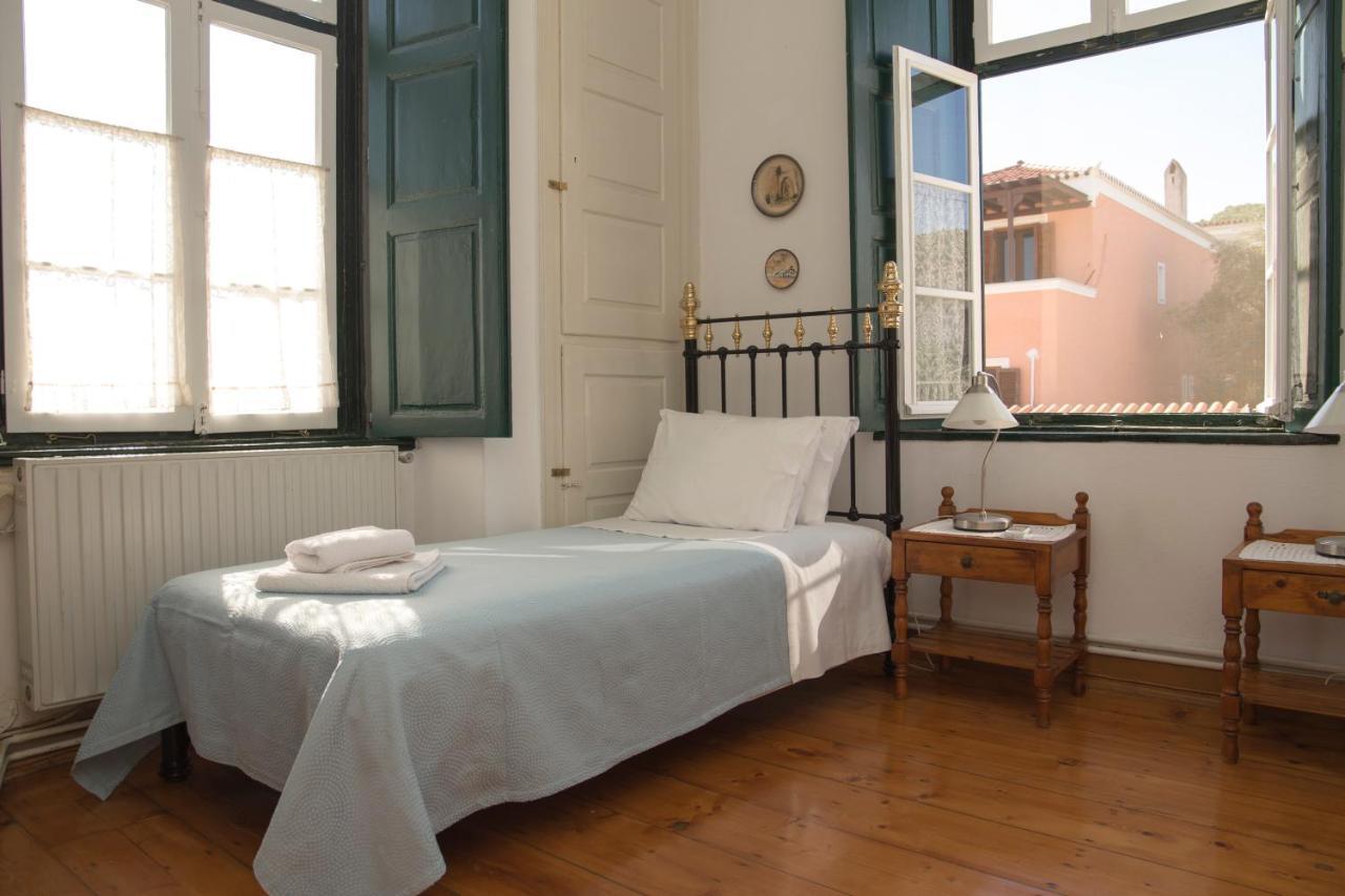 1861 Mansion Spetses Βίλα Εξωτερικό φωτογραφία